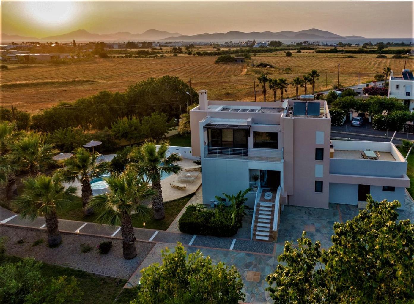 Xenos Villa 2 With A Private Pool,Near The Sea Тигаки Экстерьер фото
